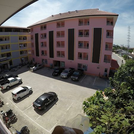Bun Som Apartment Ban Don Lang Экстерьер фото